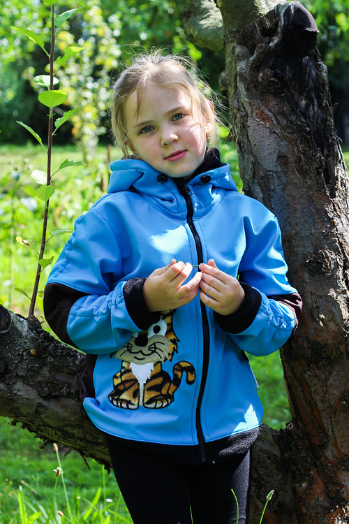 Rostoucí softshellová bunda — foto 1