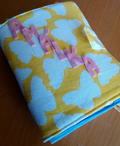 Quiet book č. 98 pro Amálku — foto 1