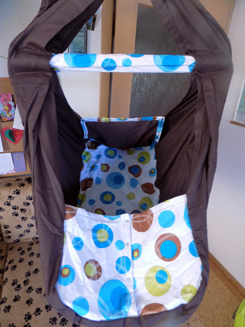 Hacka pro batolata-uzavírat;hnědá+bubliny — foto 1