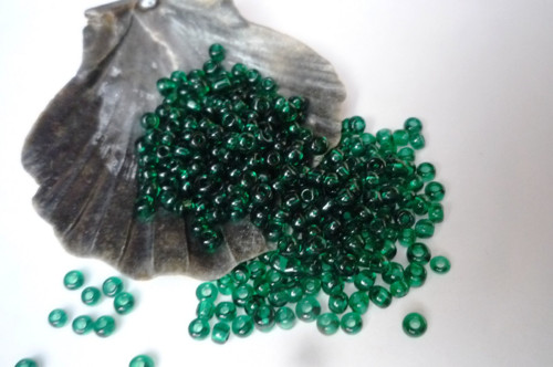 Rokajl 2 mm 20 g zelený průhledný