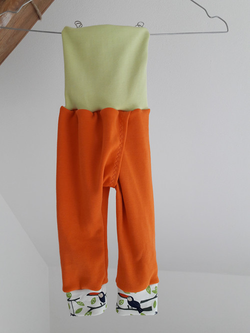 Kalhoty na BKM (3-6m) - recy — foto 1