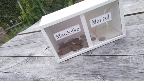 Pokladnička manžel manželka — foto 1