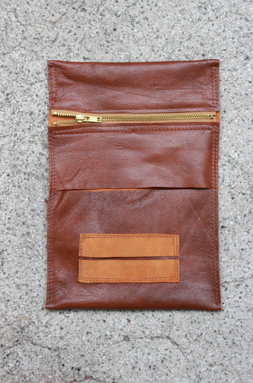 Pouzdro "MED"- upcycling — foto 1