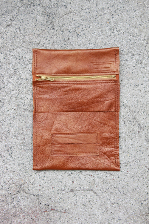 Pouzdro "BRONZ"- upcycling — foto 1