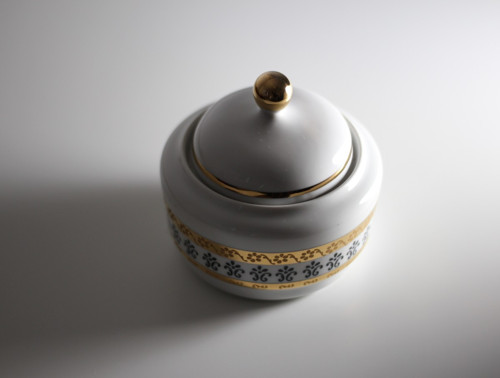 Porcelánová cukřenka — foto 1