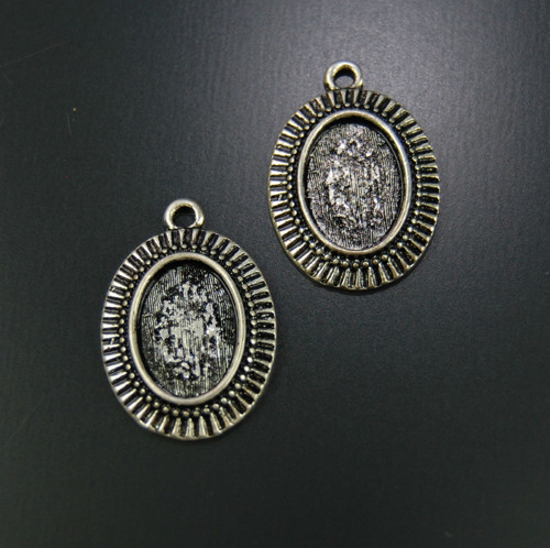 Přívěsek Lůžko 14 x 10 mm, 2ks Y22