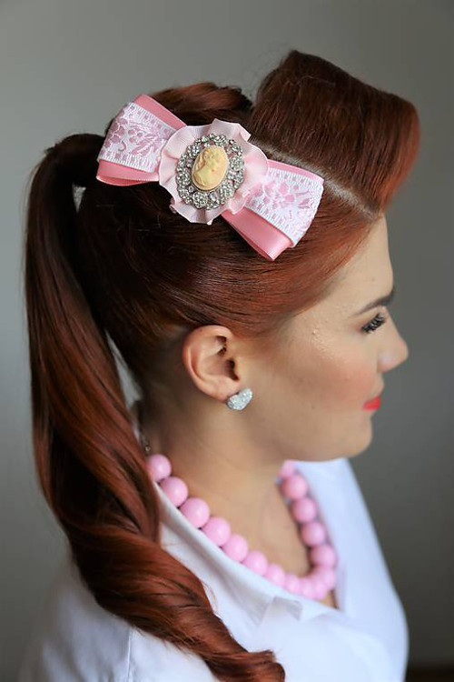 Vintage Folk Madame Camea hair clip