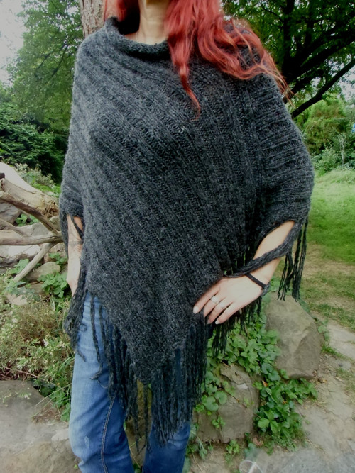 Dámské pončo — foto 1