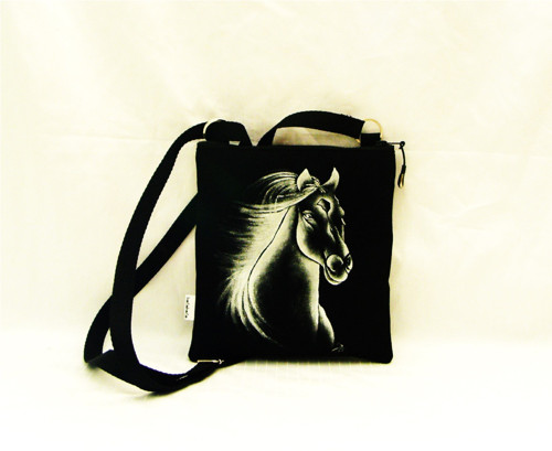 Malá crossbody-kun — foto 1