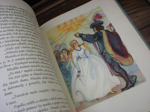Pohádky dvanácti měsíčků, 1957