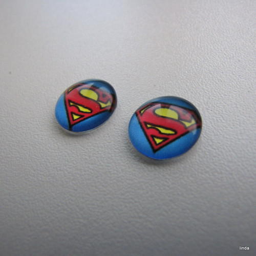 Kabošon * superman * 12mm * 2ks / bal