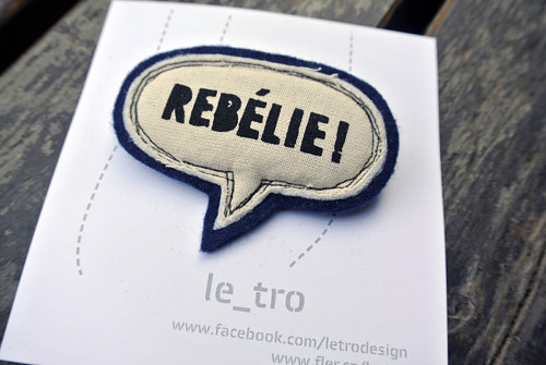 Brož REBÉLIE! — foto 1