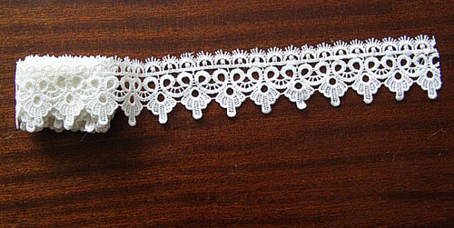 Krajka š.5 cm, 1,8 m — foto 1