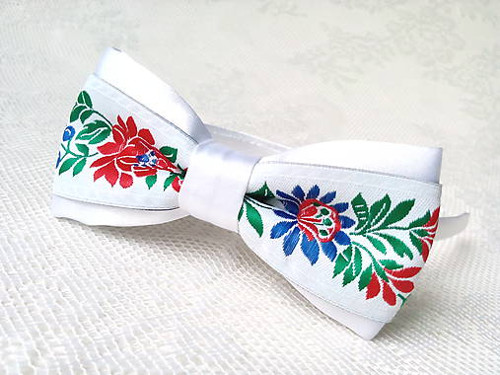Slovak folklore headband (white)