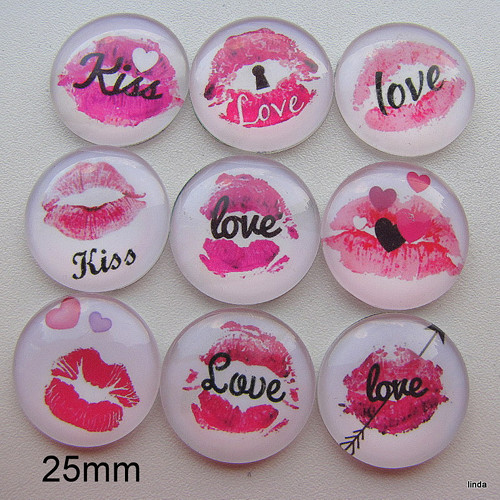 LOVE * Kabošon sklo * 25mm* 1ks/bal