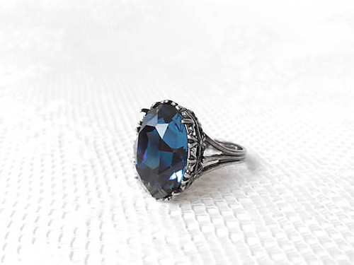 La Nuit Parisienne (Swarovski crystal)