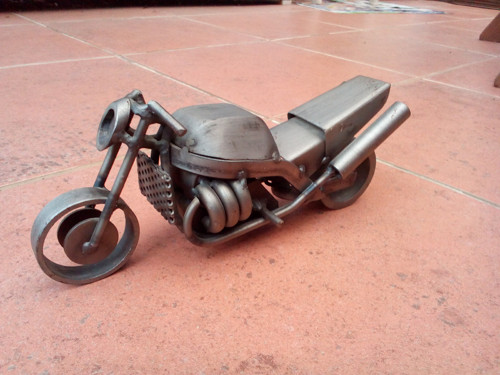 Kovová Motorka — foto 1