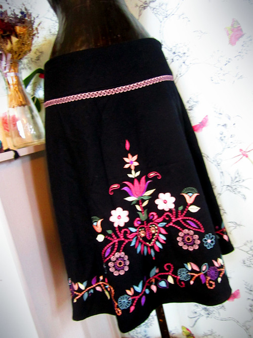 Sukně folklórek, větší — foto 1