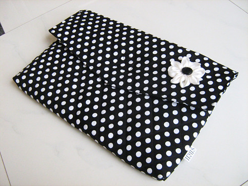 Black dots - obal na notebook — foto 1
