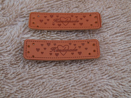 Hand made PU kůže se srdíčky — foto 1