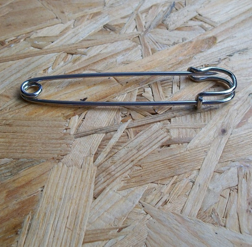 Brožový Platinový Špendlík 10 Cm