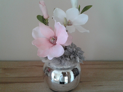 Vánoční aranžmá s magnolií — foto 1