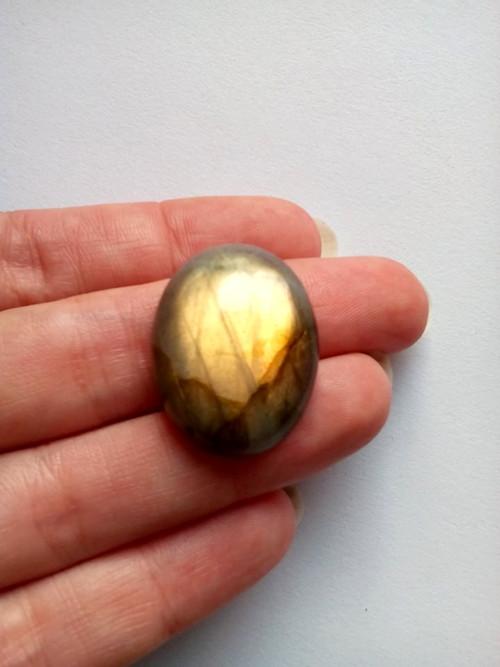 Kabošon Labradorit 26x21x7mm — foto 1