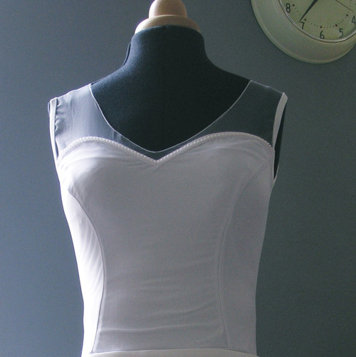 Body ke svatební sukni — foto 1