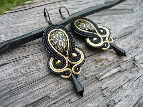 Soutache náušnice Black&Gold Elegant — foto 1