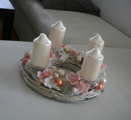 Adventní svícen růžovokrémový — foto 1