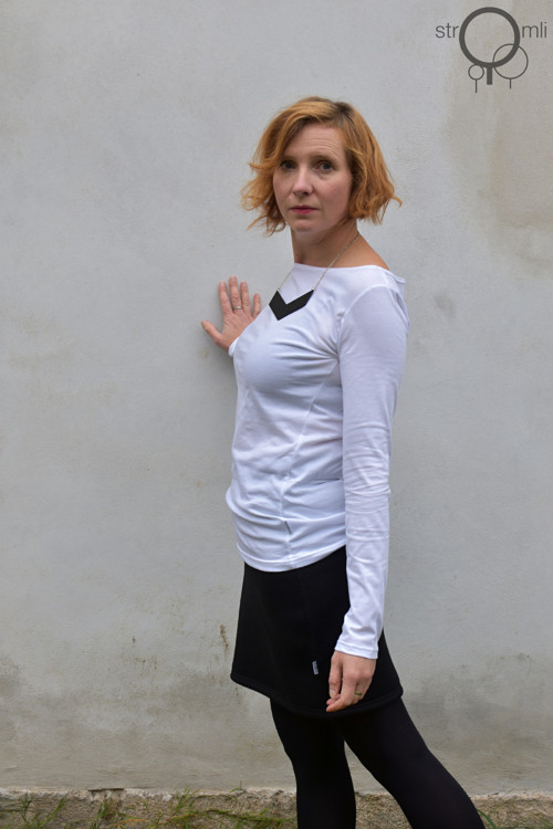 Zimní sukénka černá, vel. M-L — foto 1