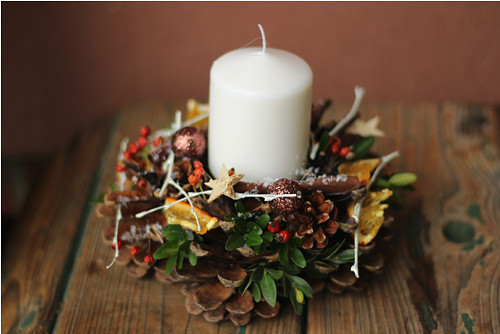 Adventní svícen bílo-oranžový — foto 1