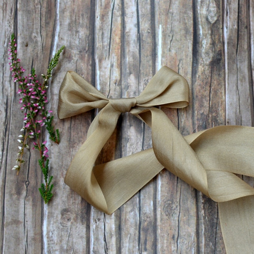 Hedvábná stuha "beige" 1 m