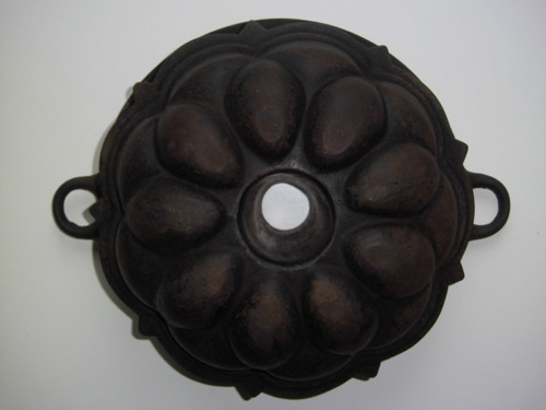 Litinová forma na bábovku (průměr 26 cm) — foto 1