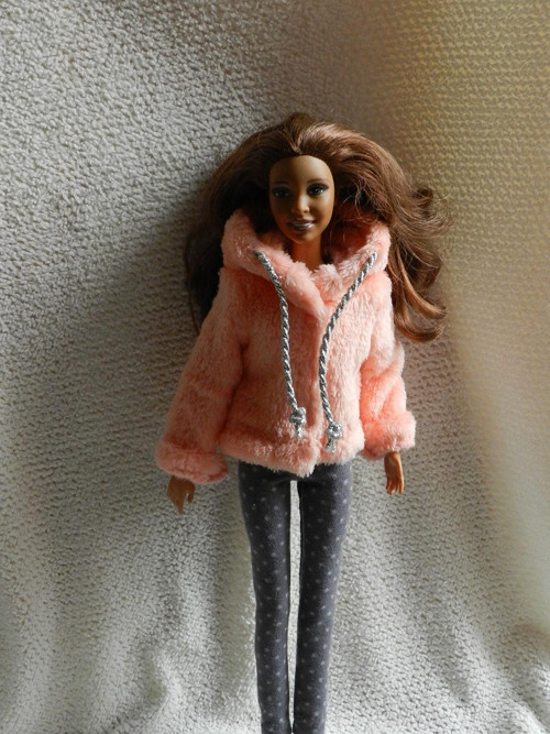 Mikinka pro Barbie — foto 1