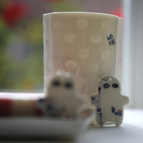 DešťOn-O-tů (porcelán.přívěs) — foto 1