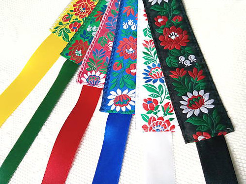 Slovak folklore headbands