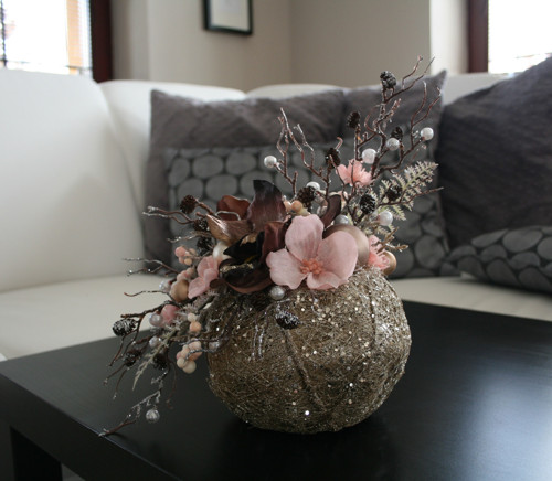 Vánoční ikebana hnědorůžová — foto 1
