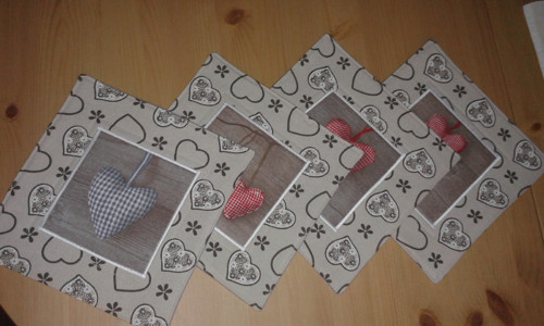 Podkafíčka - srdce na srdíčkách sada 4 kusů — foto 1