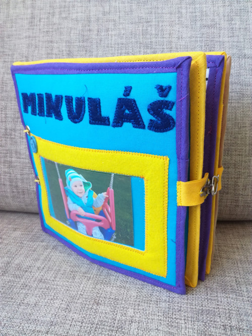 Sita kniha (Quiet book) — foto 1
