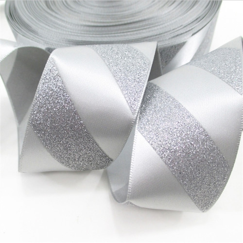 Saténová glitter stuha š.38 mm : Stříbrná