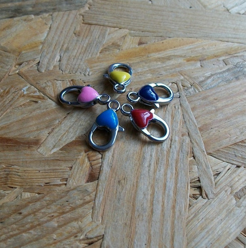 Smaltovaná Karabinka 21 mm