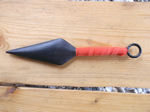 Dřevěný kunai — foto 1