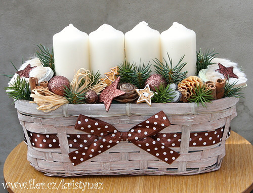 Adventní svícen v hnědé — foto 1