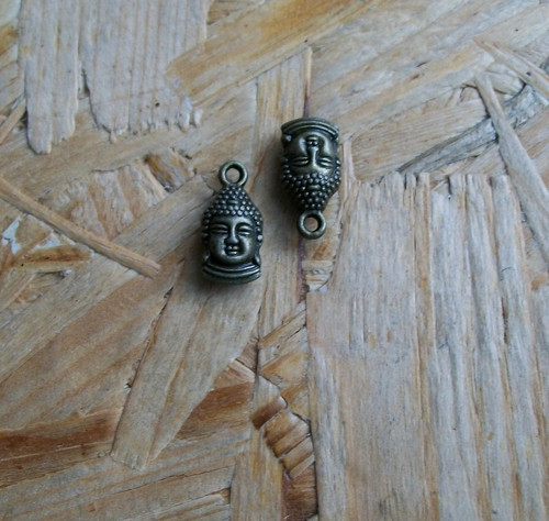 Malý Bronzový Budha — foto 1