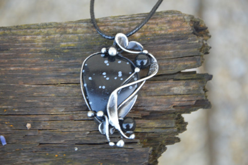 Obsidiánový amulet — foto 1
