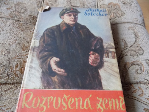 Rozrušená země Michail Šolochov - kniha