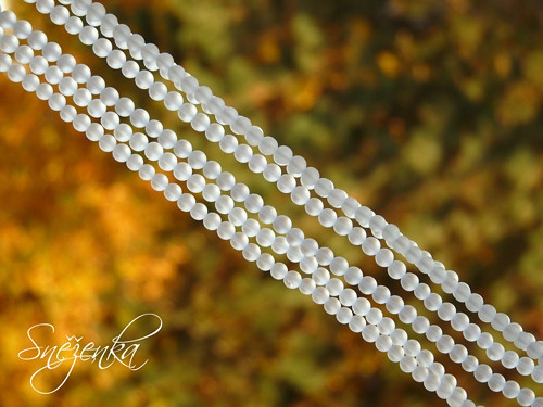 Křišťál mat kulička 4 mm, 4 ks — foto 1