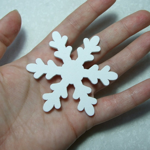 Dřevěná sněhová vločka, 7 cm — foto 1