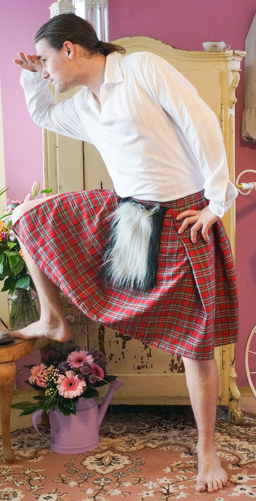 Károvaný kilt s chlupató kapsó — foto 1